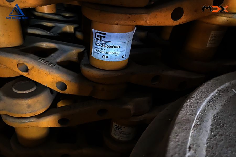 BỘ CẦU XÍCH CF - KOMATSU D51DX-22, D51PX-22