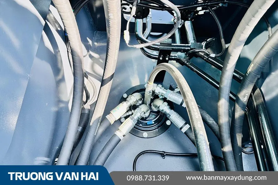 XE ĐÀO BÁNH XÍCH KOBELCO SK250-10