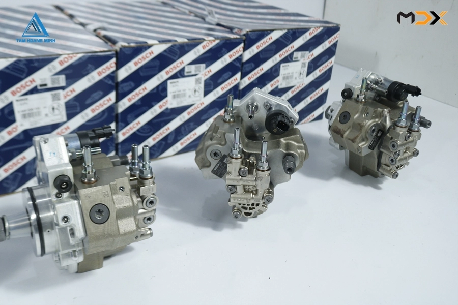 BƠM NHIÊU LIỆU BOSCH SAA6D107E-1 - KOMATSU PC200-8, PC220-8